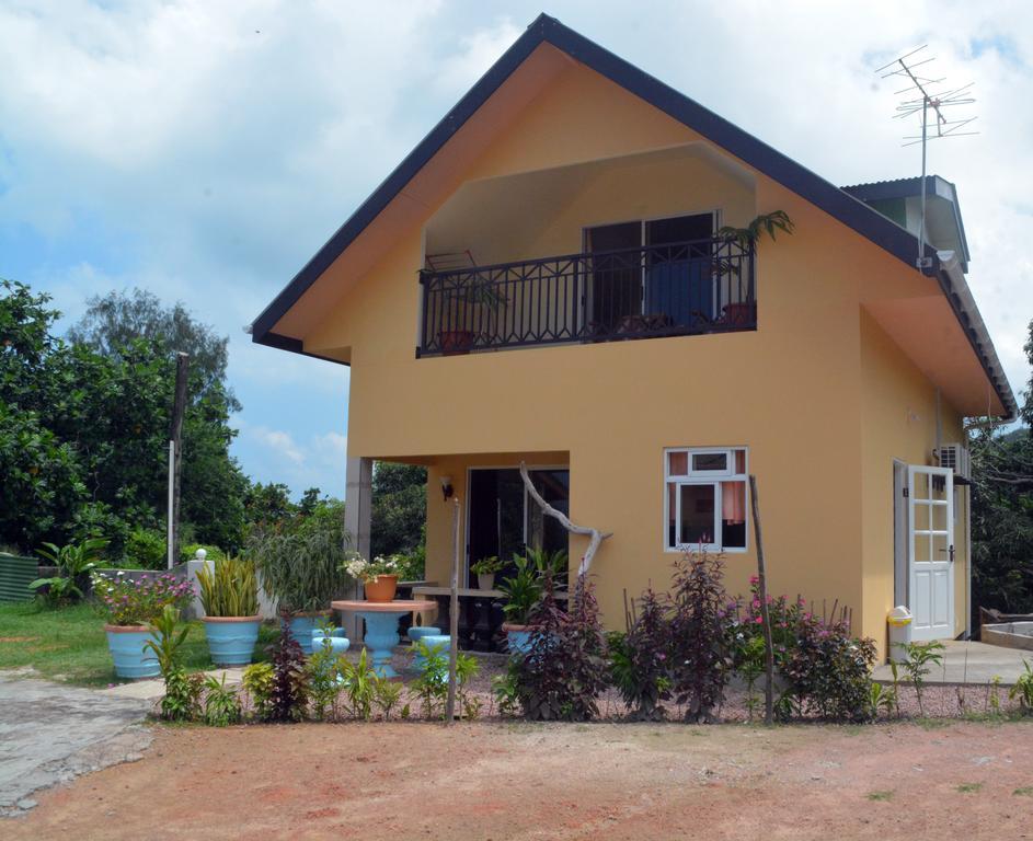 Mountain Lodge Anse Volbert Village Kültér fotó
