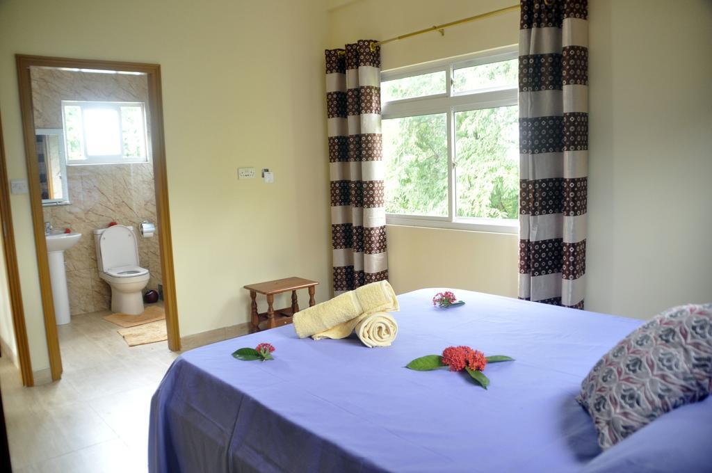 Mountain Lodge Anse Volbert Village Kültér fotó