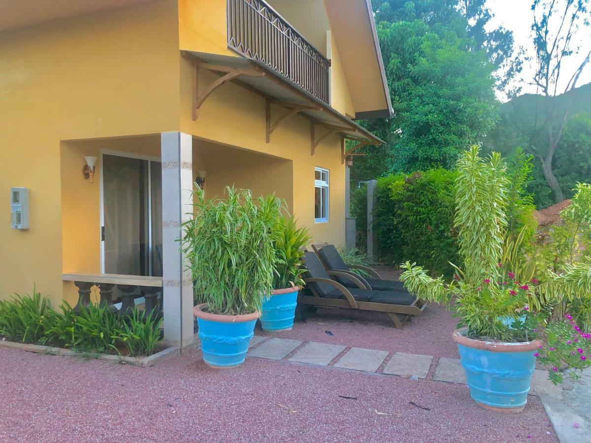 Mountain Lodge Anse Volbert Village Kültér fotó