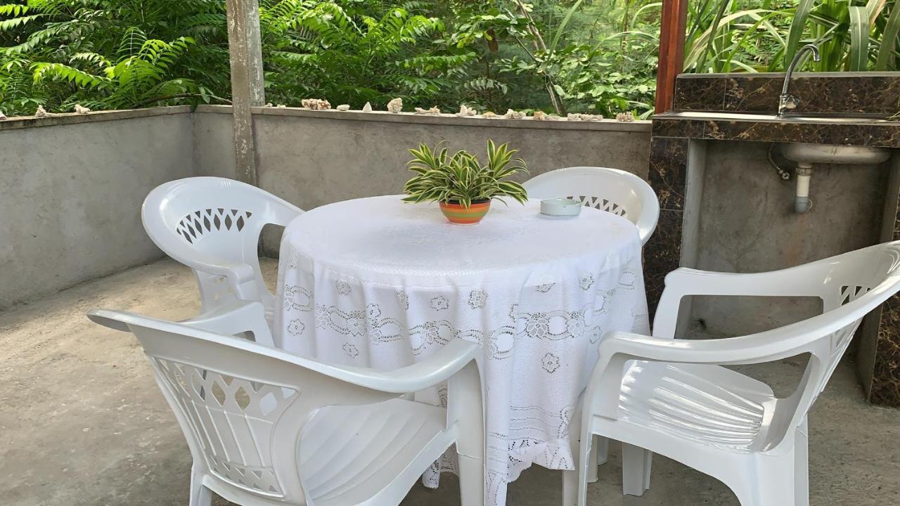 Mountain Lodge Anse Volbert Village Kültér fotó